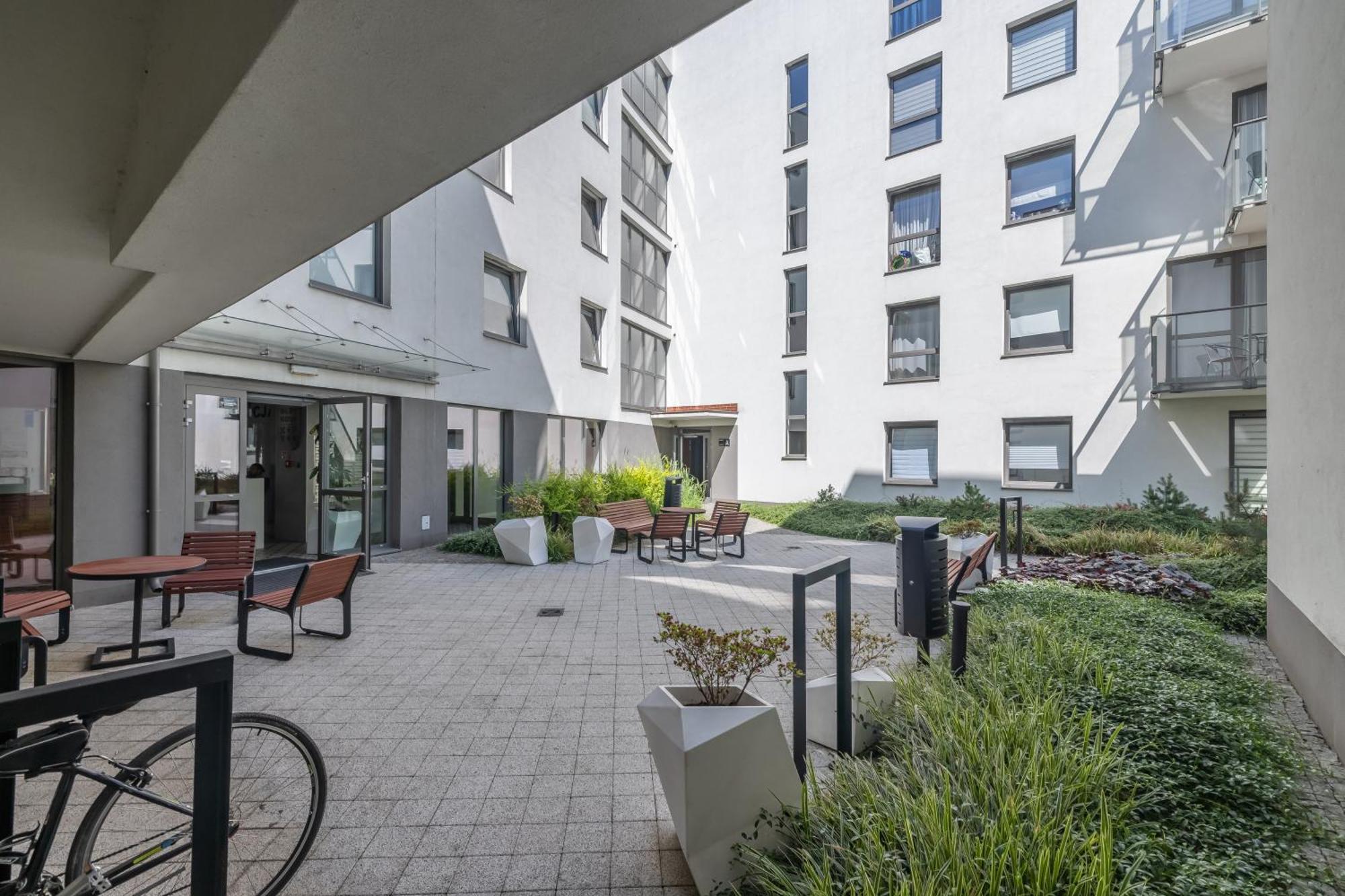 Apartmate- Heart Of Oldtown Apartment- Sauna & Security Gdansk Bagian luar foto